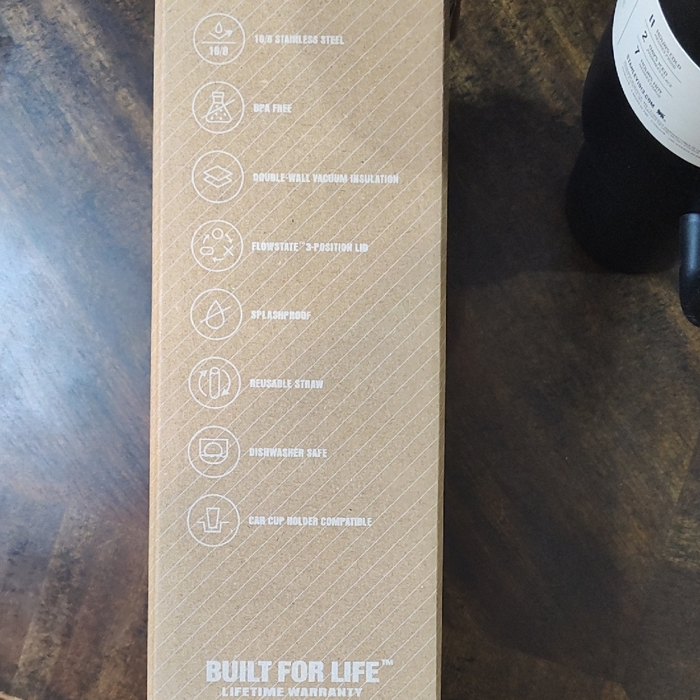 Stanley Black FlowState Tumbler with Handle - Picture 4 of 5